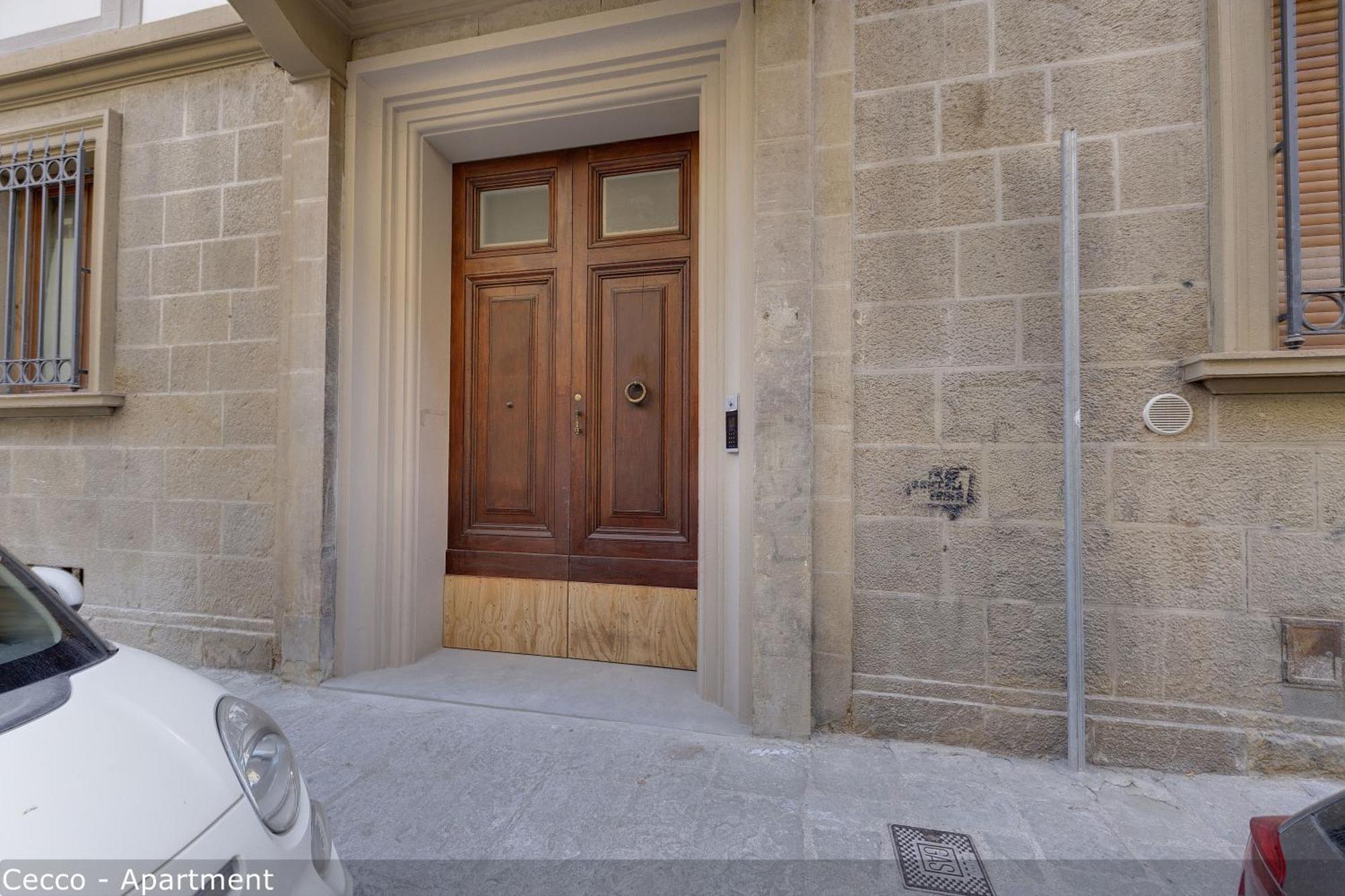 Cavour By Mamo * Florence